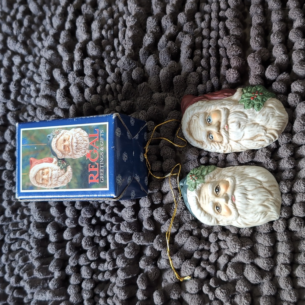 Vintage Regal Old Fashion Santa Ornaments Box *BINJ